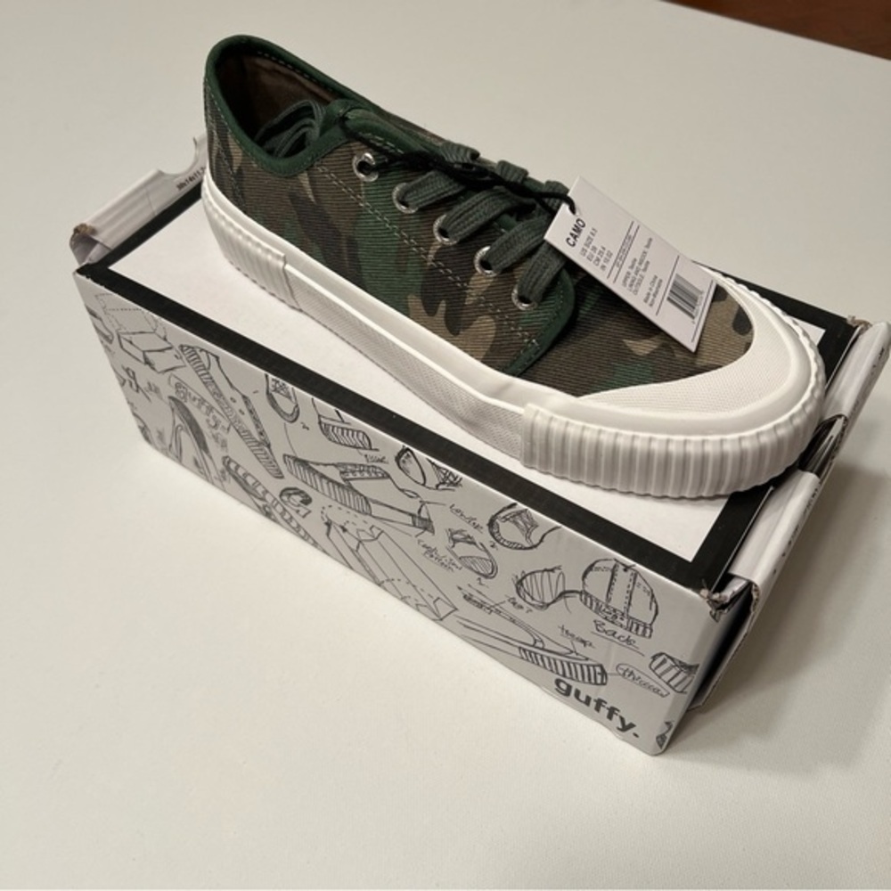 New With Box Guffy's Womens Camo Sneaker Size‎ 8.5 🔥🔥 - Picture 4 of 6
